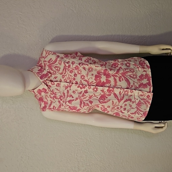 EVAN PICONE Pink Floral Sleeveless Button Down Shirt - Picture 3 of 6